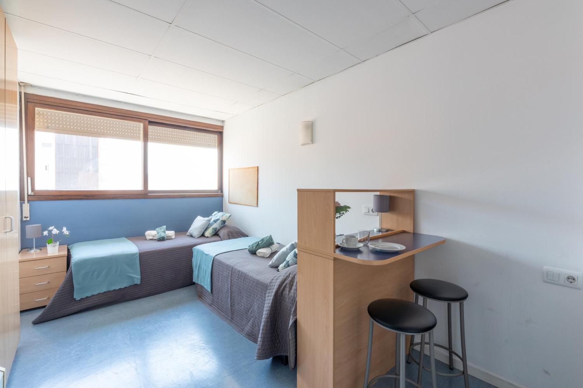 Residencia Universitaria Resa Lesseps Барселона Экстерьер фото