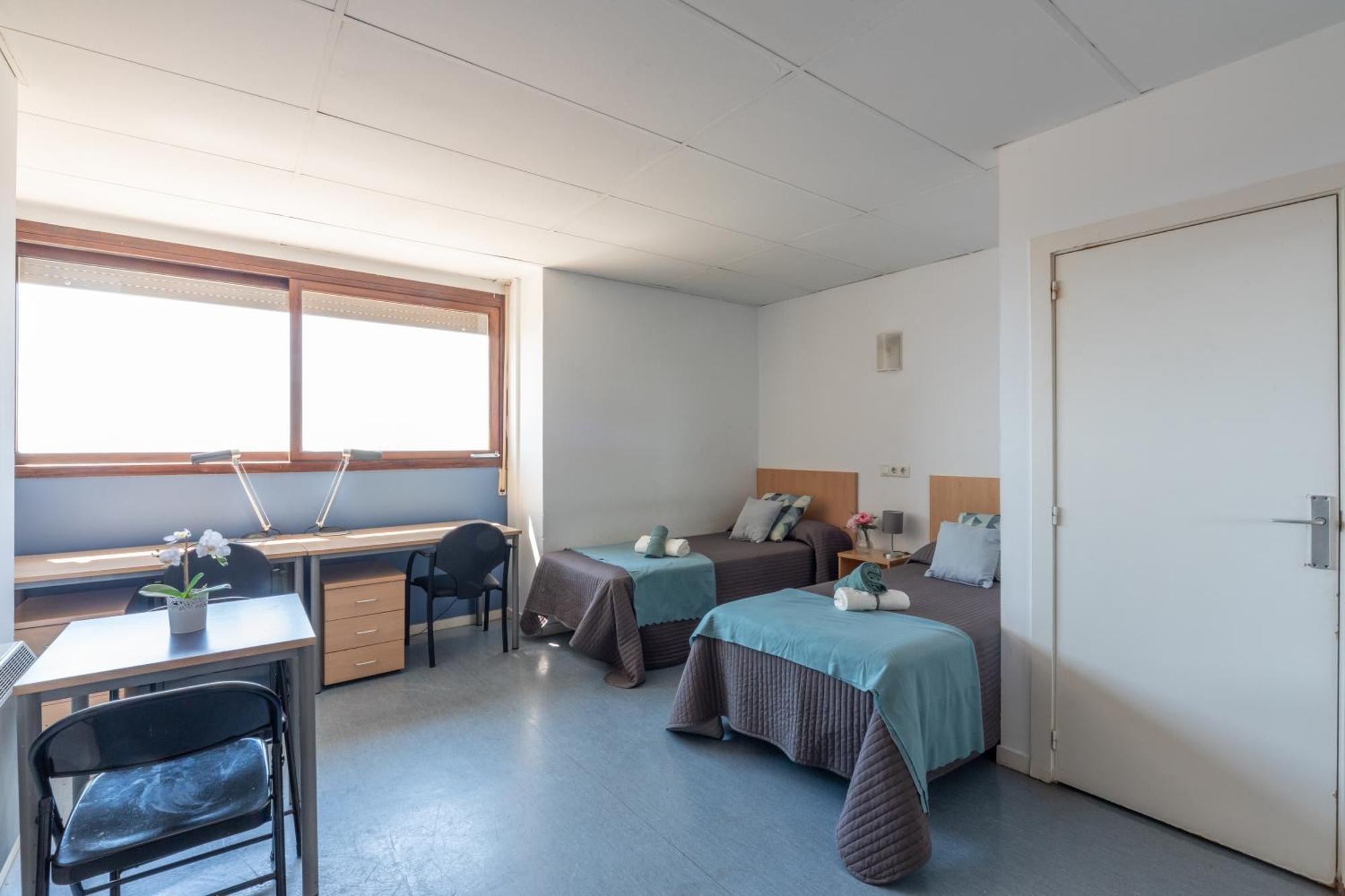Residencia Universitaria Resa Lesseps Барселона Экстерьер фото