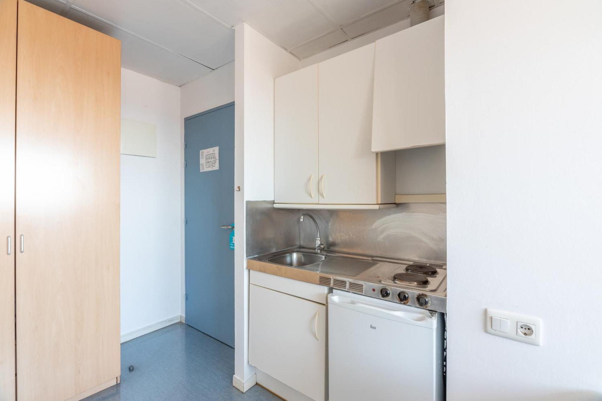 Residencia Universitaria Resa Lesseps Барселона Экстерьер фото